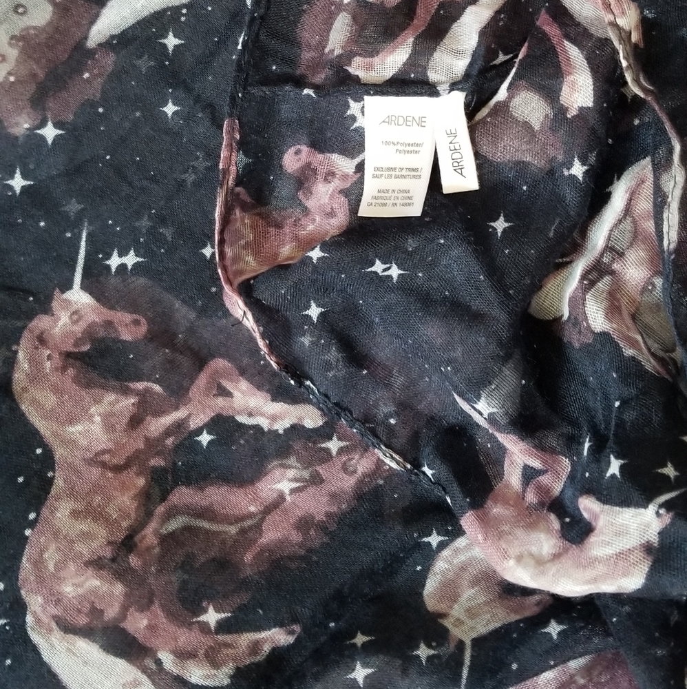 INFINITY SCARF - Picture 3 of 4